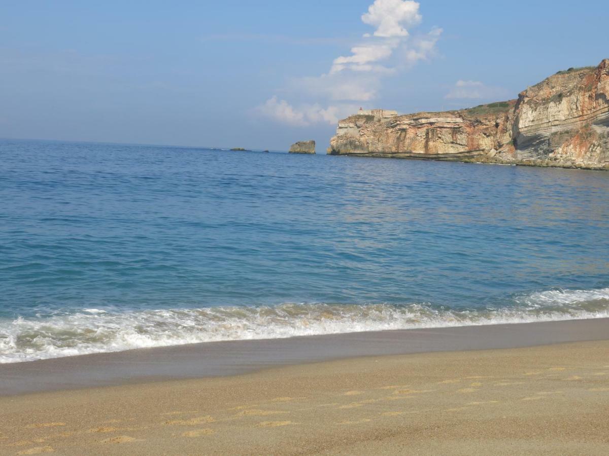 Serena Beach 2 Назаре Екстериор снимка