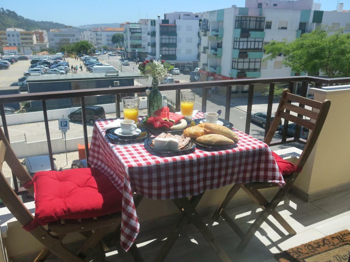 Serena Beach 2 Назаре Екстериор снимка